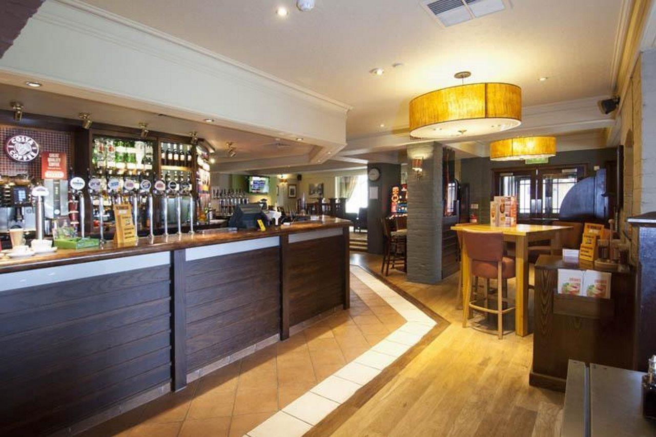 Premier Inn Leeds / Bradford Airport Exterior photo